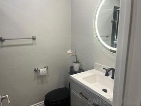 7123 Camino Degrazia 132, San Diego CA 92111