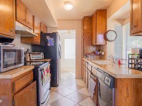 7483 Tooma St B, San Diego CA 92139