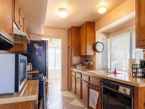 7483 Tooma St B, San Diego CA 92139