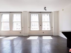 215 W 7th Street 907, Los Angeles CA 90014