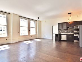 215 W 7th Street 907, Los Angeles CA 90014