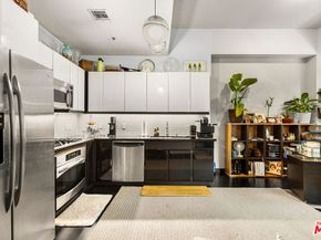 655 S Hope Street 701, Los Angeles CA 90017