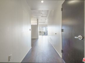 1100 S Hope Street 914, Los Angeles CA 90015