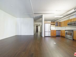 1100 S Hope Street 914, Los Angeles CA 90015