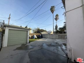 6544 S Victoria Avenue, Los Angeles CA 90043