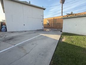 6544 S Victoria Avenue, Los Angeles CA 90043