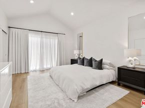 10620 Eastborne Avenue 102, Los Angeles CA 90024