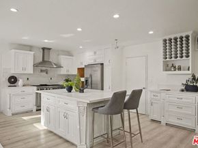 2612 S Beverly Drive, Los Angeles CA 90034