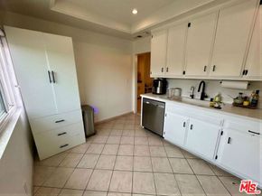 5139 Balboa Boulevard 2, Encino CA 91316