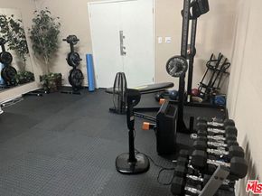 5139 Balboa Boulevard 2, Encino CA 91316