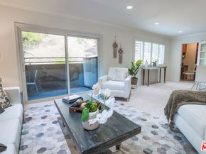 6700 Hillpark Drive 204, Los Angeles CA 90068