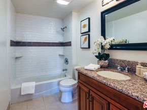 6700 Hillpark Drive 204, Los Angeles CA 90068