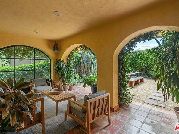 4370 Hillview Drive, Malibu CA 90265