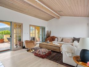 4370 Hillview Drive, Malibu CA 90265