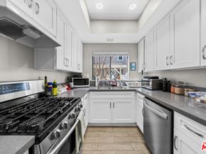 328 W 7th Street, Claremont CA 91711