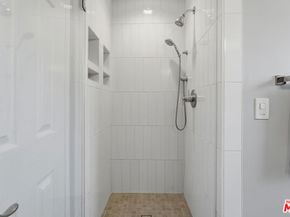 22301 Leadwell Street, Canoga Park CA 91303