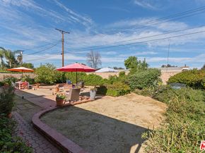 22301 Leadwell Street, Canoga Park CA 91303