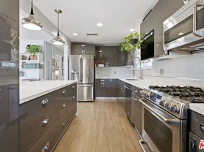 22301 Leadwell Street, Canoga Park CA 91303