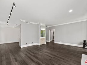 1516 Hi Point Street 101, Los Angeles CA 90035