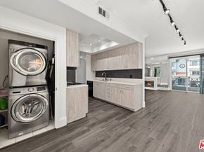 1516 Hi Point Street 101, Los Angeles CA 90035