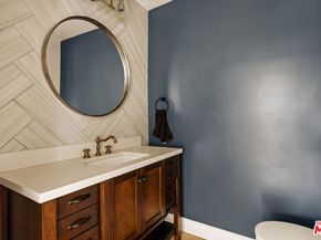 5819 Ernest Avenue, Los Angeles CA 90034