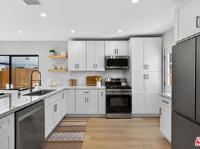 2931 S Bronson Avenue, Los Angeles CA 90018