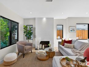 2931 S Bronson Avenue, Los Angeles CA 90018