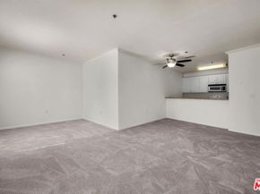 838 Pine Avenue 506, Long Beach CA 90813