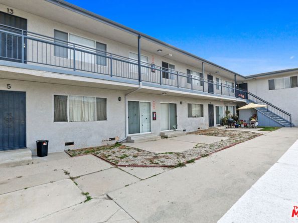 1044 W 110th Street, Los Angeles CA 90044