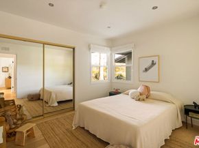 1741 Golf Club Drive, Glendale CA 91206