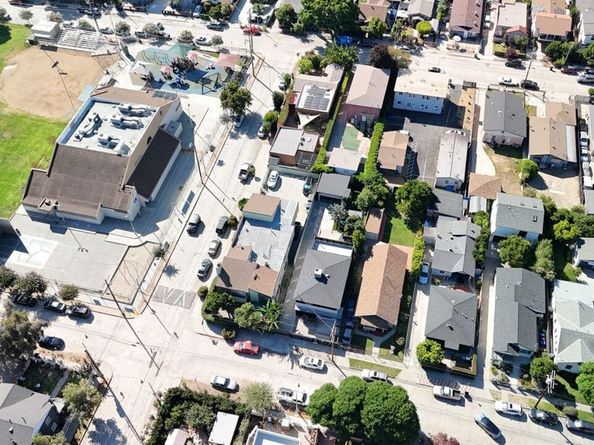 1818 Ripple Street, Los Angeles CA 90039