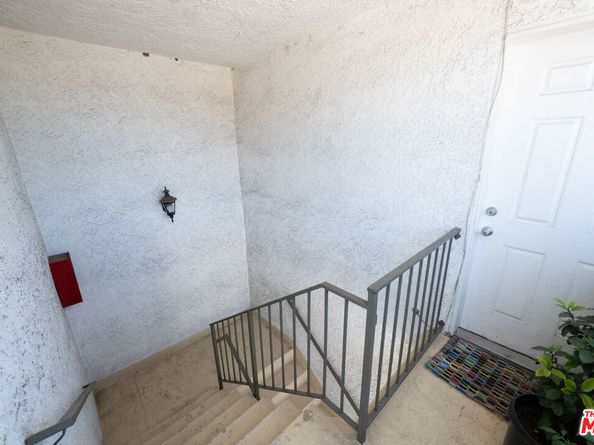 1818 Ripple Street, Los Angeles CA 90039