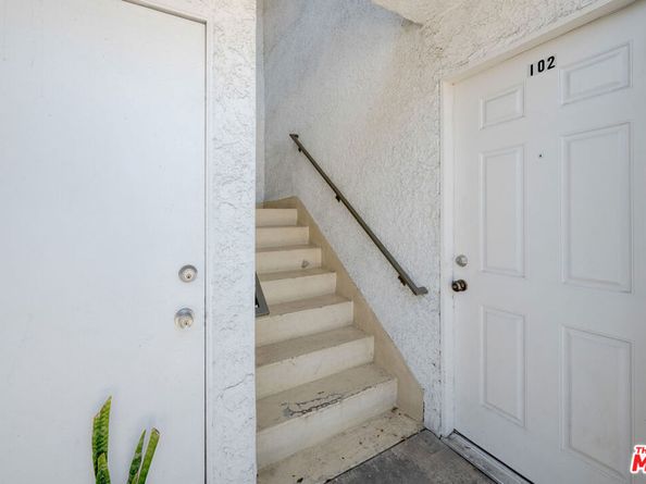 1818 Ripple Street, Los Angeles CA 90039