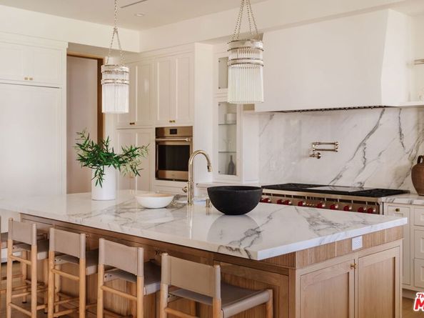 13164 Boca De Canon Lane, Los Angeles CA 90049
