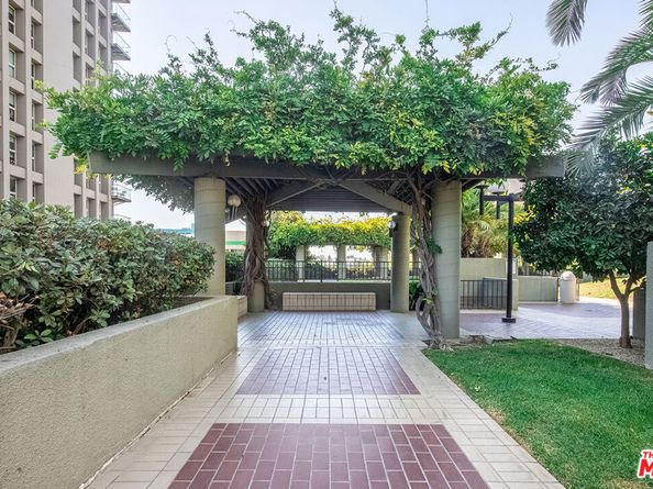 880 W 1st Street 205, Los Angeles CA 90012