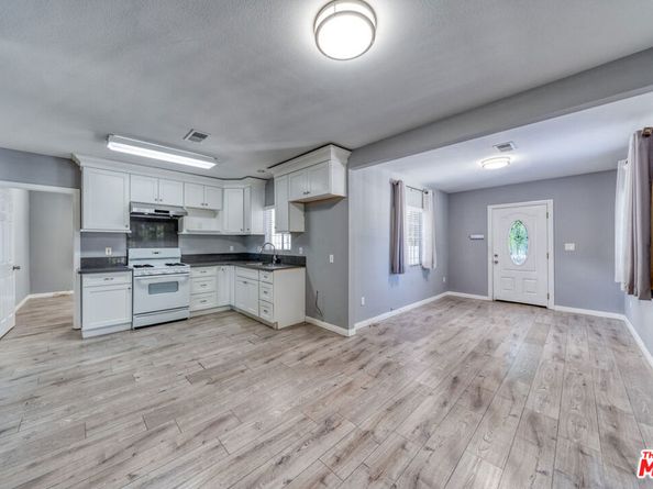 117 S Virgil Avenue, Los Angeles CA 90004