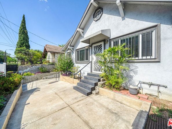 117 S Virgil Avenue, Los Angeles CA 90004