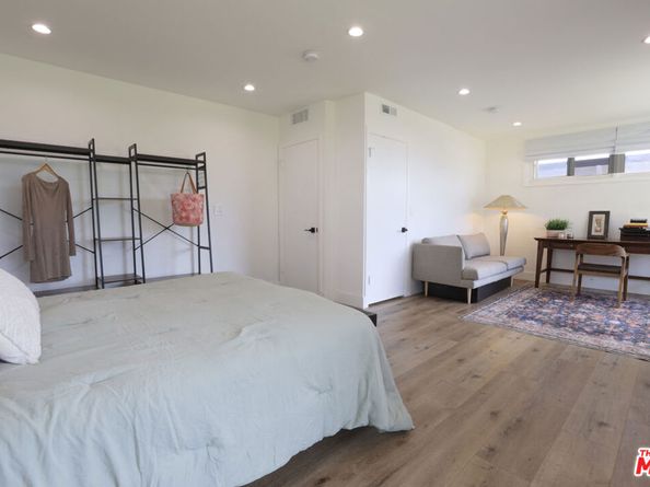 7058 Petit Avenue, Van Nuys CA 91406