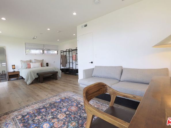 7058 Petit Avenue, Van Nuys CA 91406