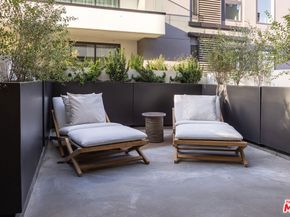 411 S Hamel Road 205, Los Angeles CA 90048