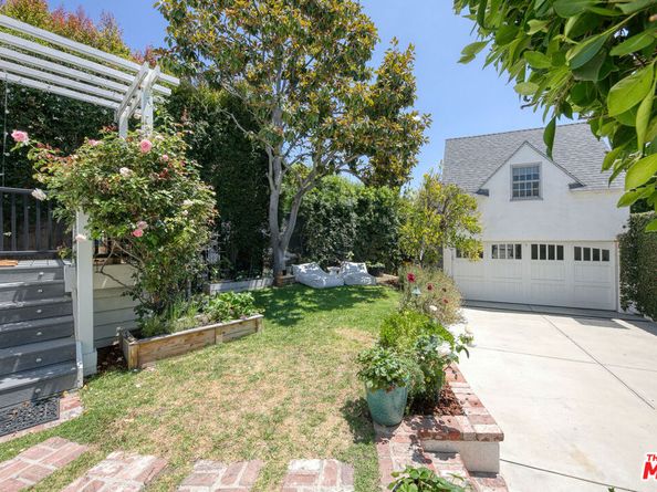 10736 Le Conte Avenue, Los Angeles CA 90024