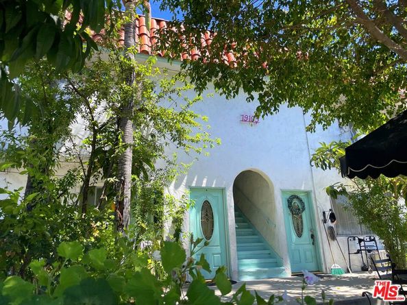 19103 Sherman Way, Reseda CA 91335