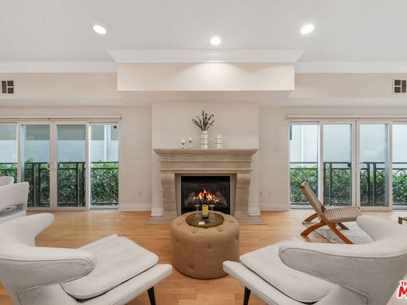 11840 Dorothy Street 202, Los Angeles CA 90049
