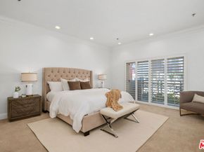 11840 Dorothy Street 202, Los Angeles CA 90049