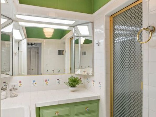 3067 Motor Avenue, Los Angeles CA 90064