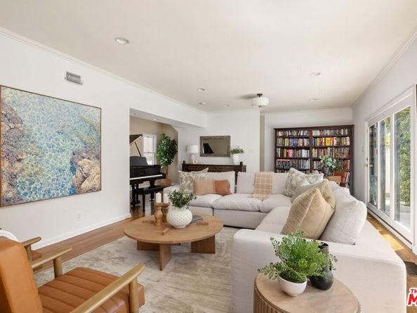 3067 Motor Avenue, Los Angeles CA 90064