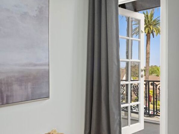 3067 Motor Avenue, Los Angeles CA 90064