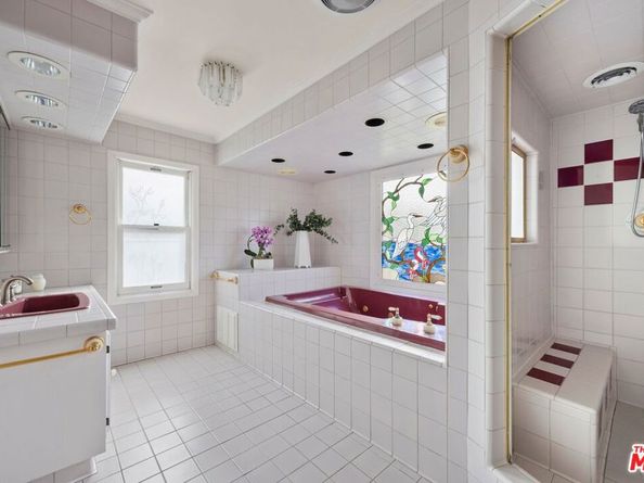 3067 Motor Avenue, Los Angeles CA 90064