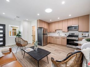 1237 N Whitnall Highway, Burbank CA 91505