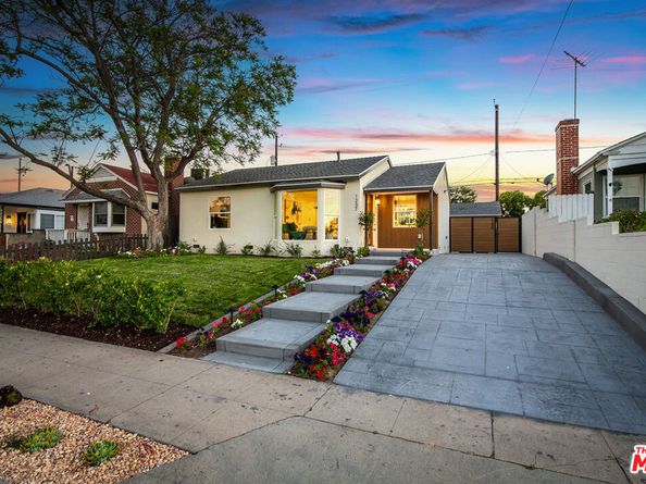 1237 N Whitnall Highway, Burbank CA 91505